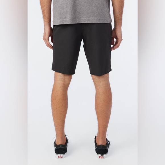 O’Neill | Reserve Light Check 19” Hybrid Shorts - Picture 3 of 14